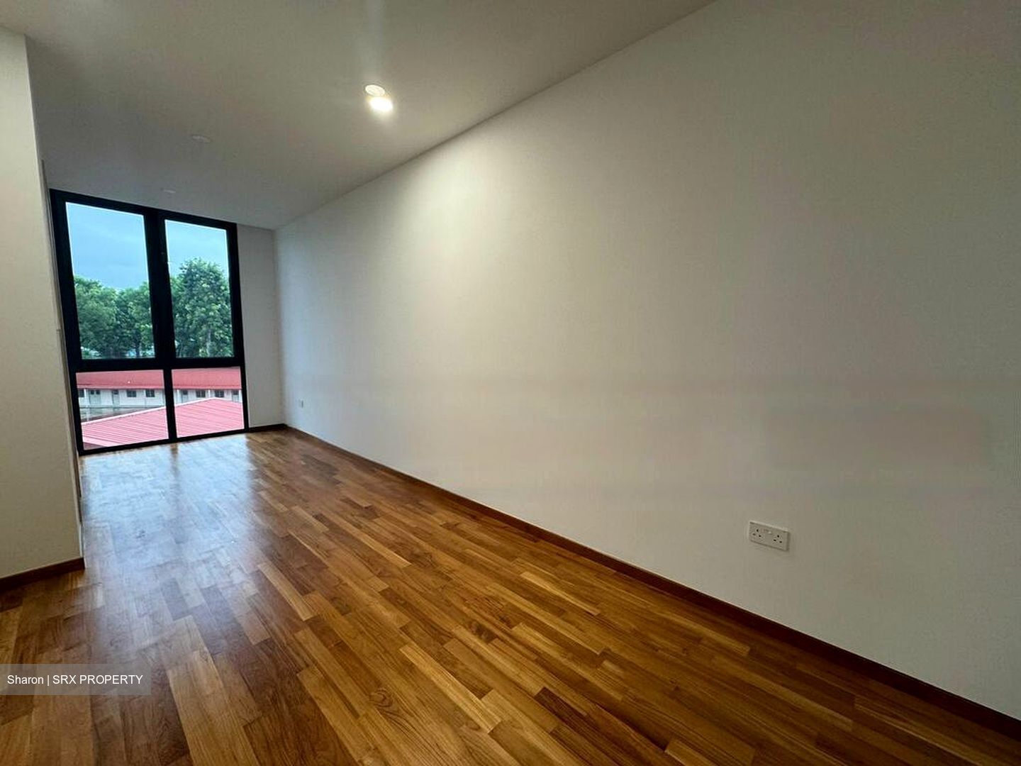 Sembawang Hills Estate (D20), Terrace #458097091